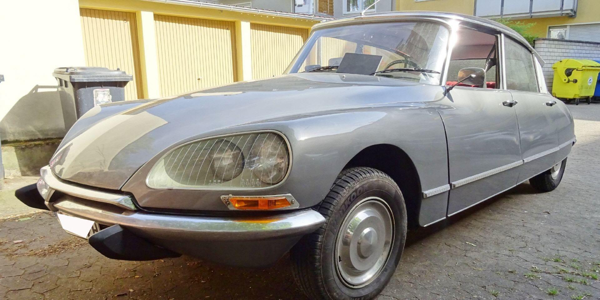 Citroen DS21 grau Oldtimer