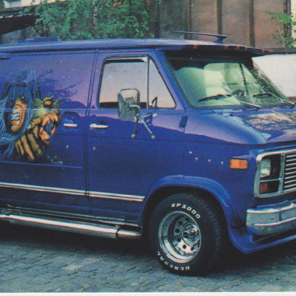 Chevy Van G20 blau mit Airbrush-Design