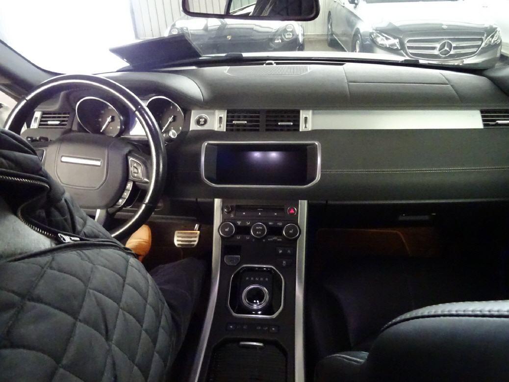 Fahrzeug Cockpit Mittelconsole