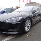 Schwarzer Tesla Model S Gebrauchtwagen